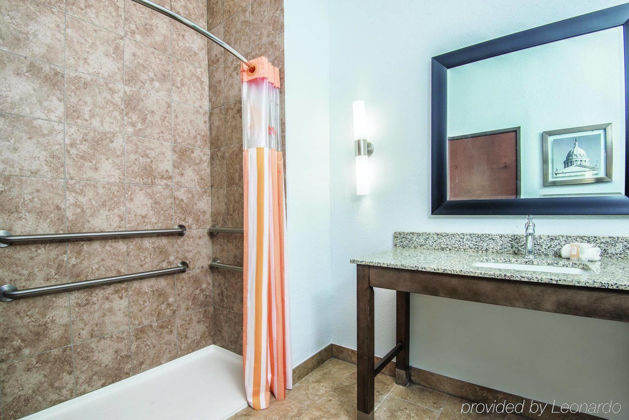 La Quinta By Wyndham Guthrie Hotell Eksteriør bilde